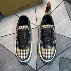 Burberry Sneakers